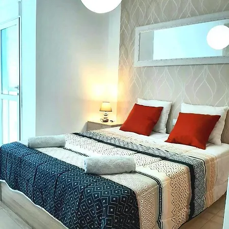 아파트 Comfortable 2-bedrooms Unit With Pool 산미겔데아보나